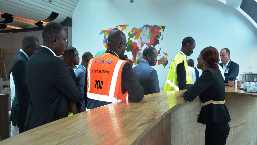 Le ministre Alioune SARR en visite de travail à l’aéroport Dakar Blaise Diagne