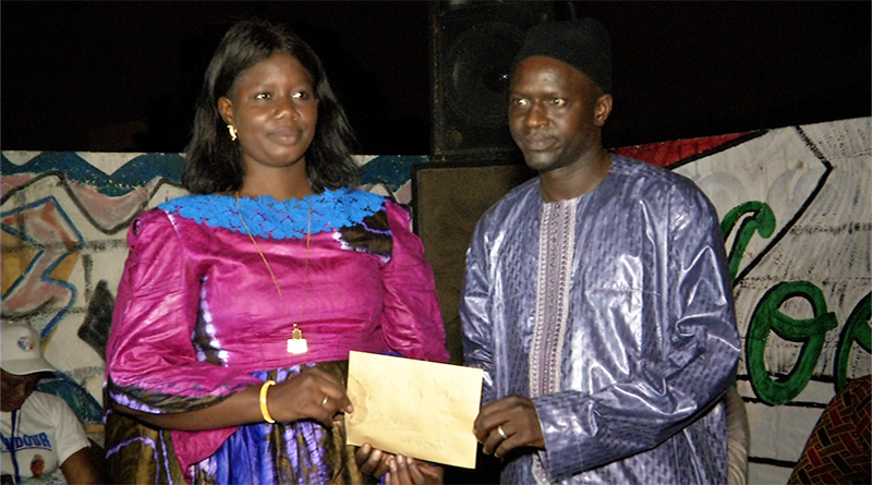 Le mouvement Seck Ndour sans frontière honore Dieynaba Sow, la championne du Sénégal de lancée disque.